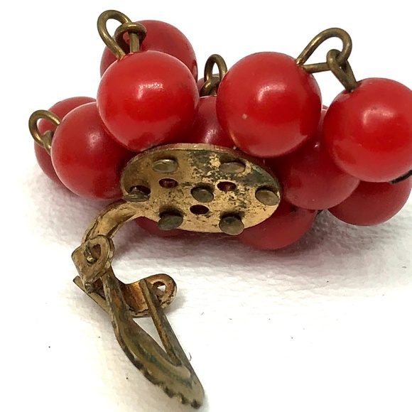 SOLD 50s Beaded Dangle Cluster Brass Clip On Earrings - Picture 6 of 13
